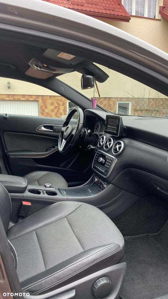 Mercedes-Benz Klasa A 180 CDI 7G-DCT Urban - 9