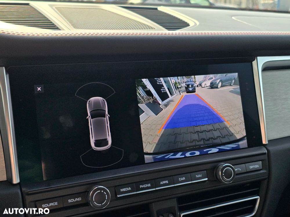 Porsche Macan GTS PDK - 28