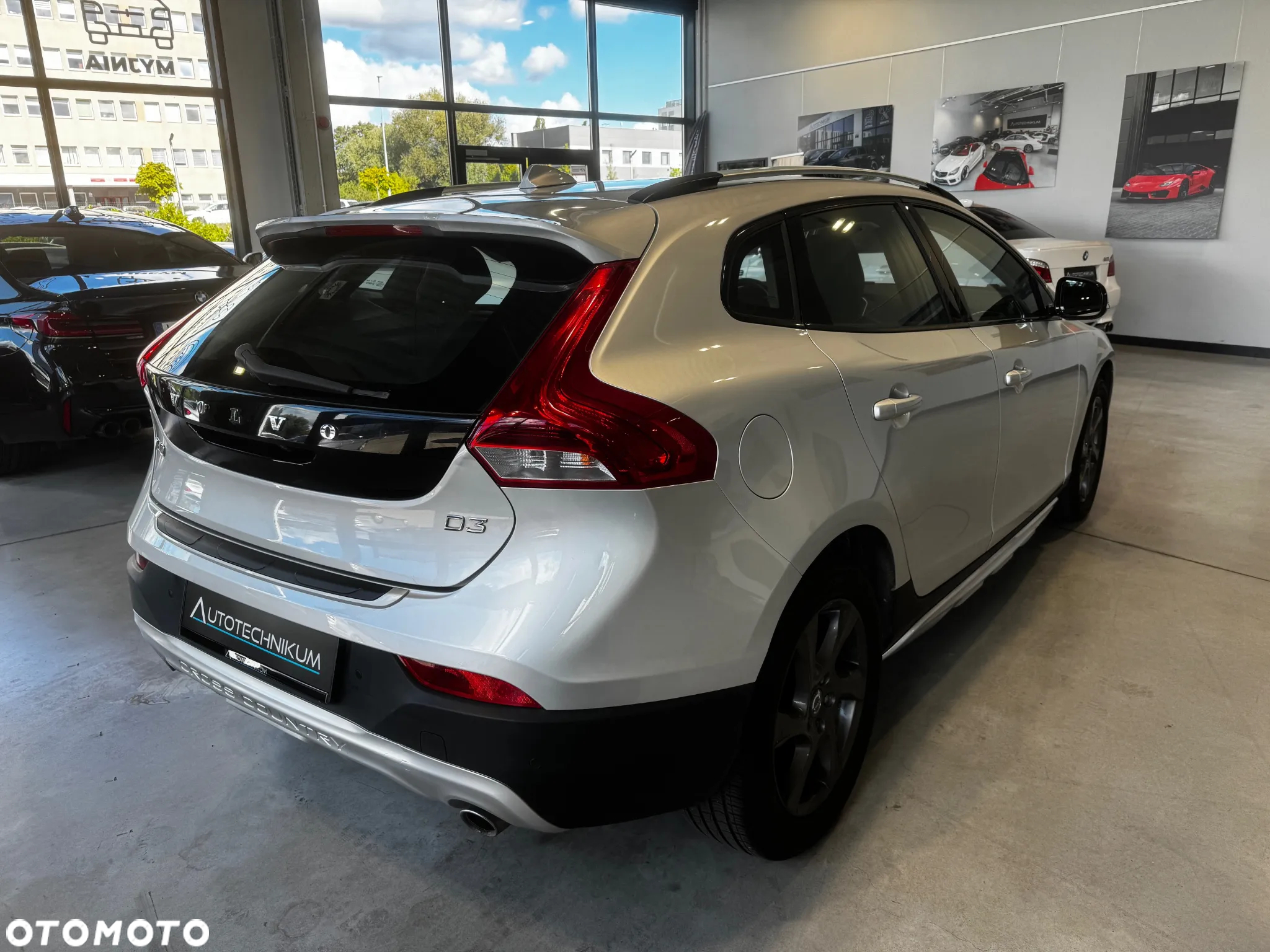 Volvo V40 Cross Country D3 Geartronic Momentum - 5