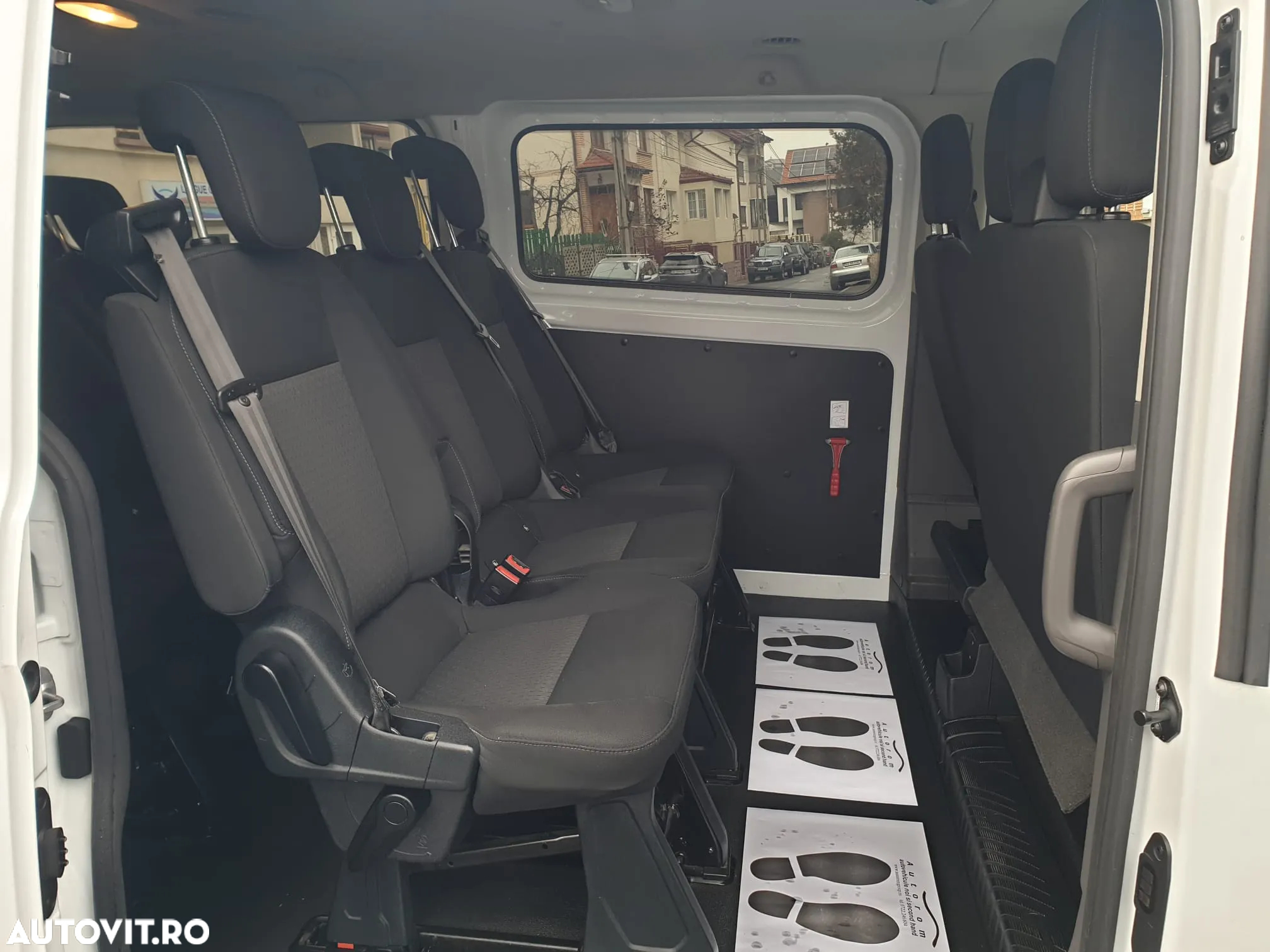 Ford Transit Custom Shuttle Bus 320 2.0 EcoBlue 130 CP L2H1 Trend - 17