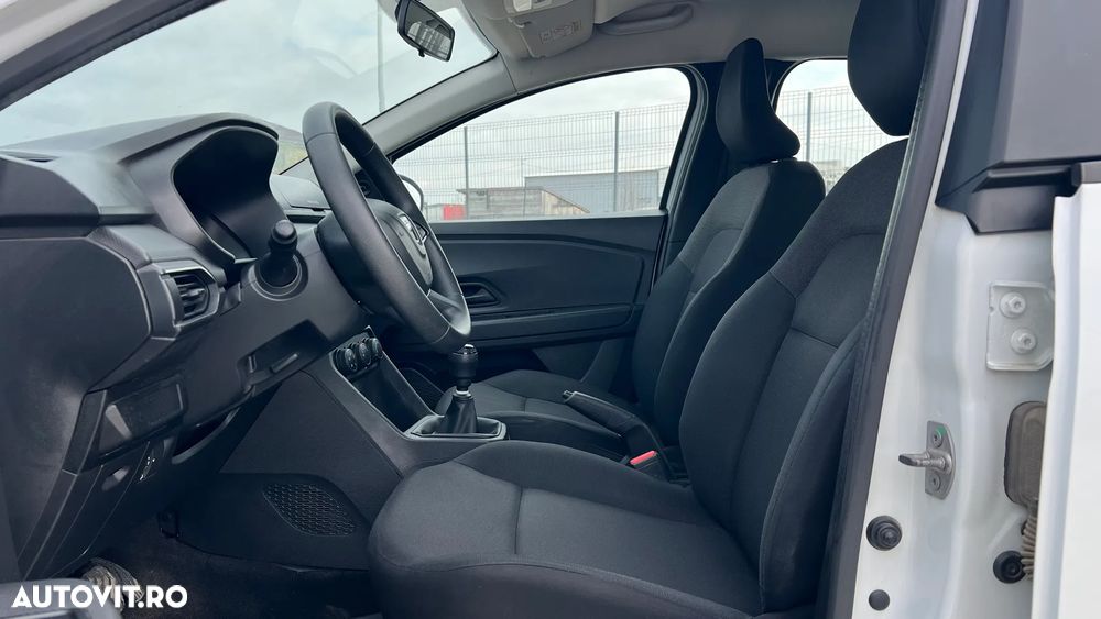 Dacia Logan TCe 90 MT6 Comfort - 5