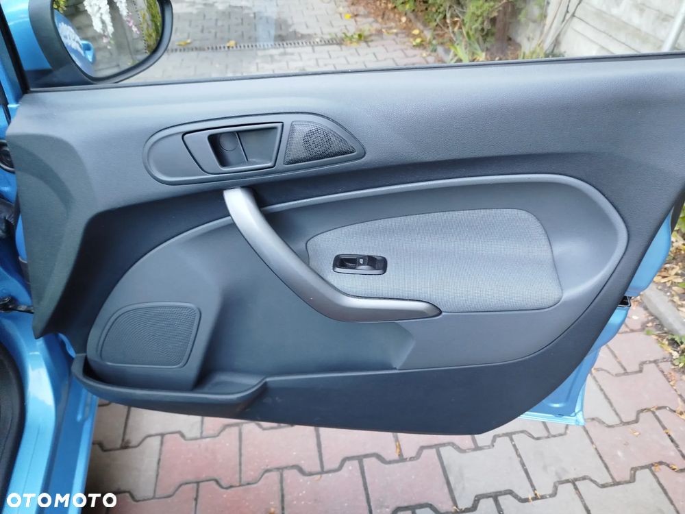 Ford Fiesta - 20