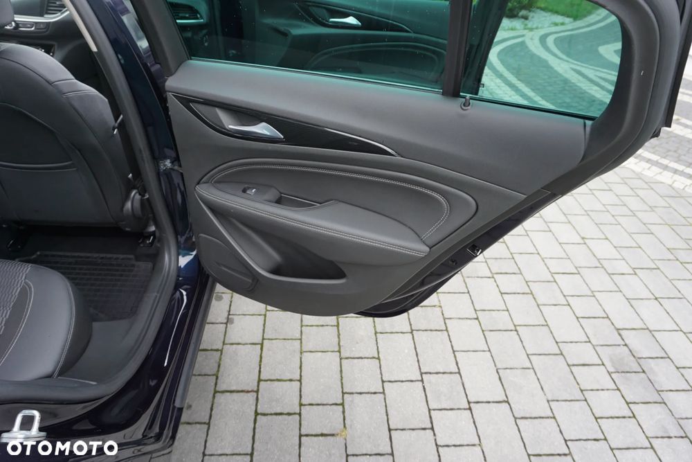 Opel Insignia 1.6 T Innovation S&S - 14
