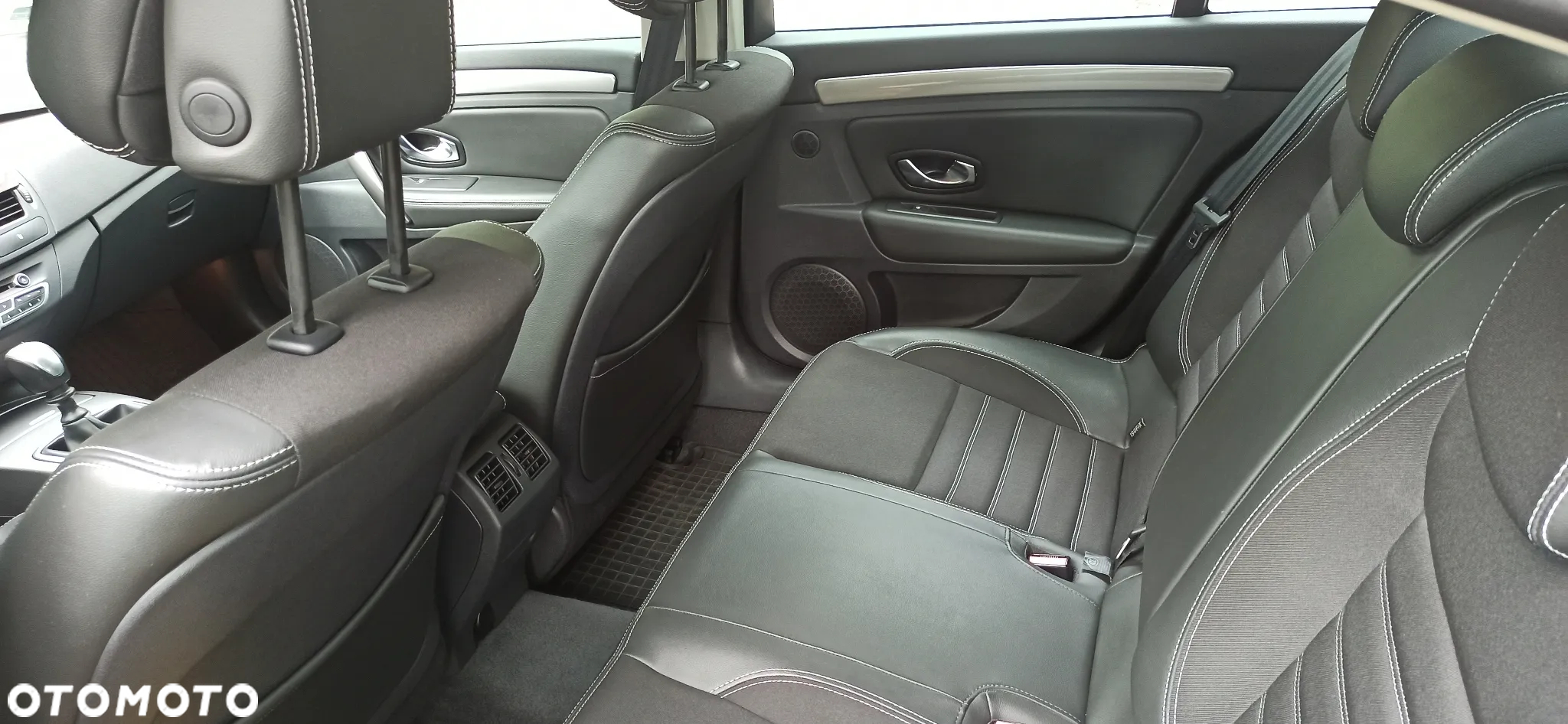 Renault Laguna 2.0 dCi Expression - 33
