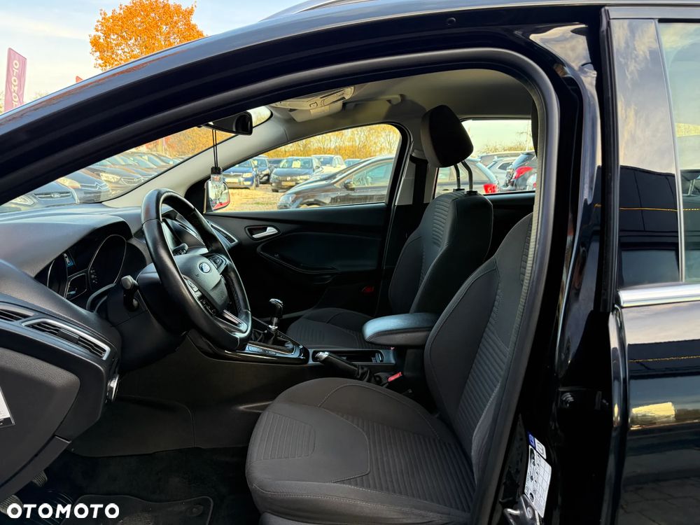 Ford Focus 2.0 TDCi Titanium ASS - 19