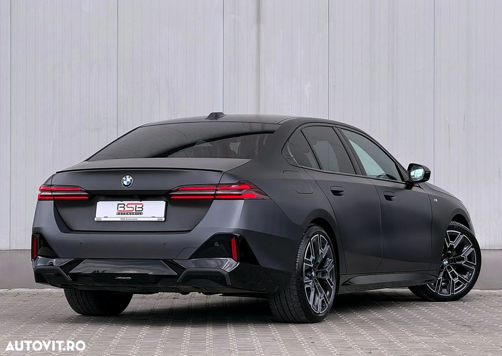 BMW Seria 5 520d xDrive AT MHEV - 9