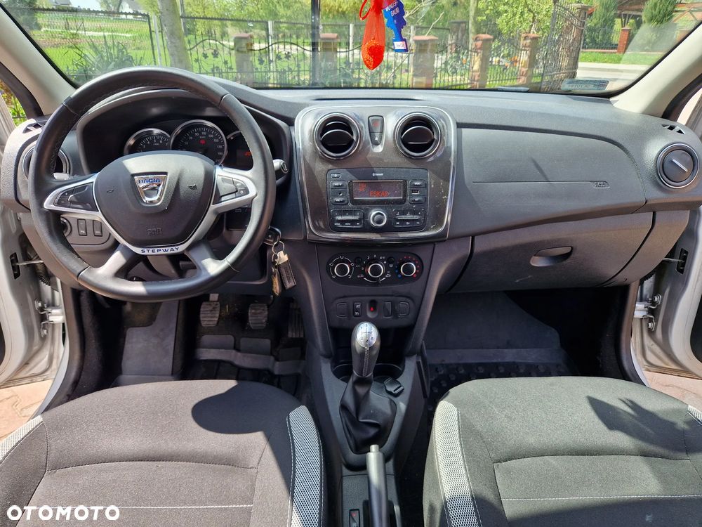 Dacia Sandero Stepway 0.9 TCe Laureate S&S - 19