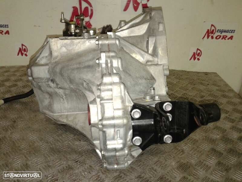 CAIXA VELOCIDADES TOYOTA VERSO 2016 - 1