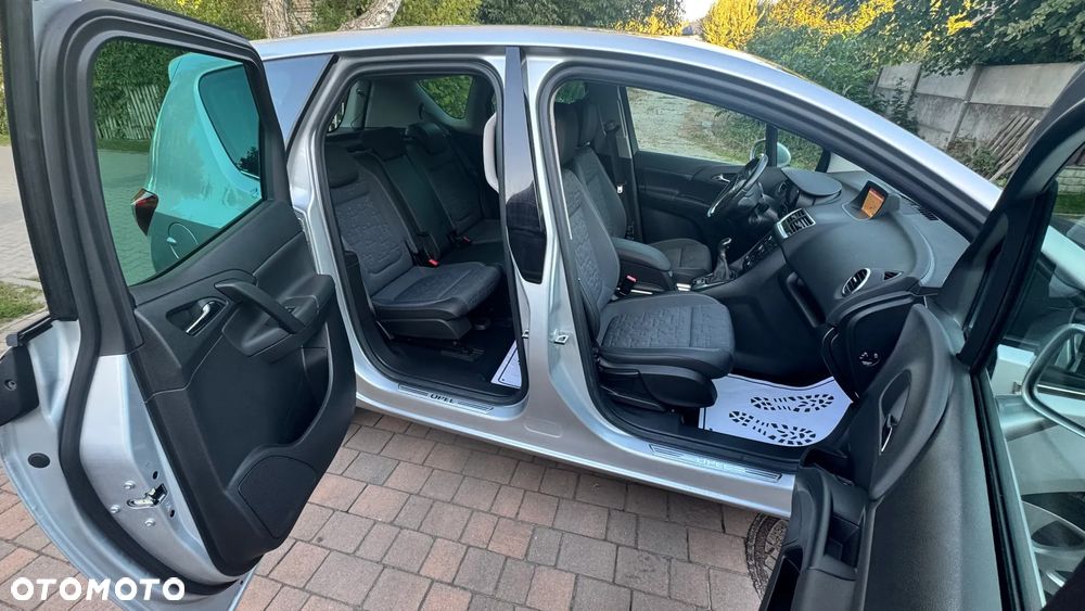 Opel Meriva 1.4 T Cosmo - 26