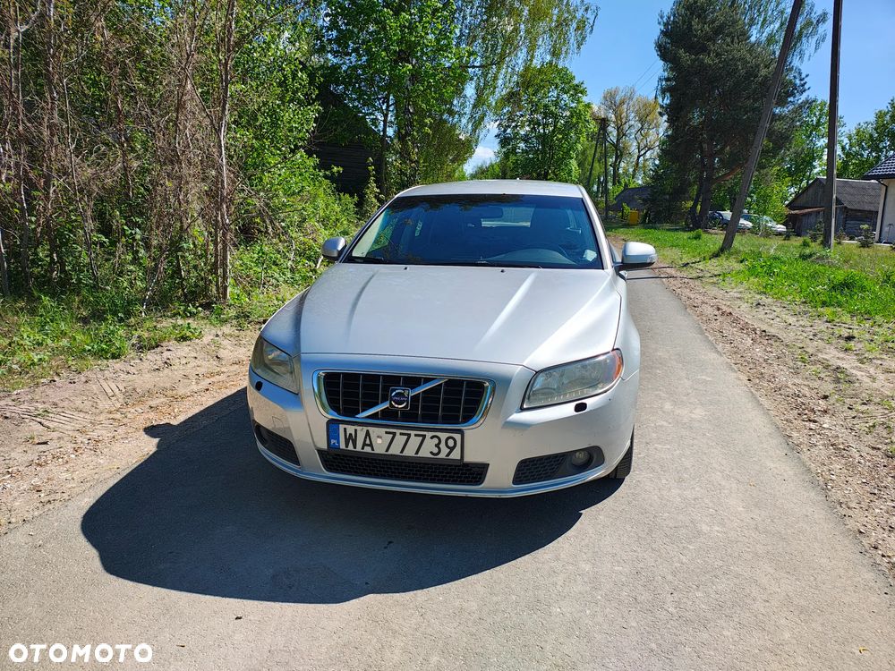 Volvo V70 2.0D Kinetic - 8