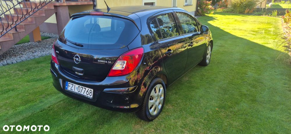 Opel Corsa - 4