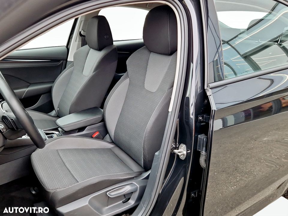 Skoda Octavia 1.5 TSI DSG MHEV Ambition - 11