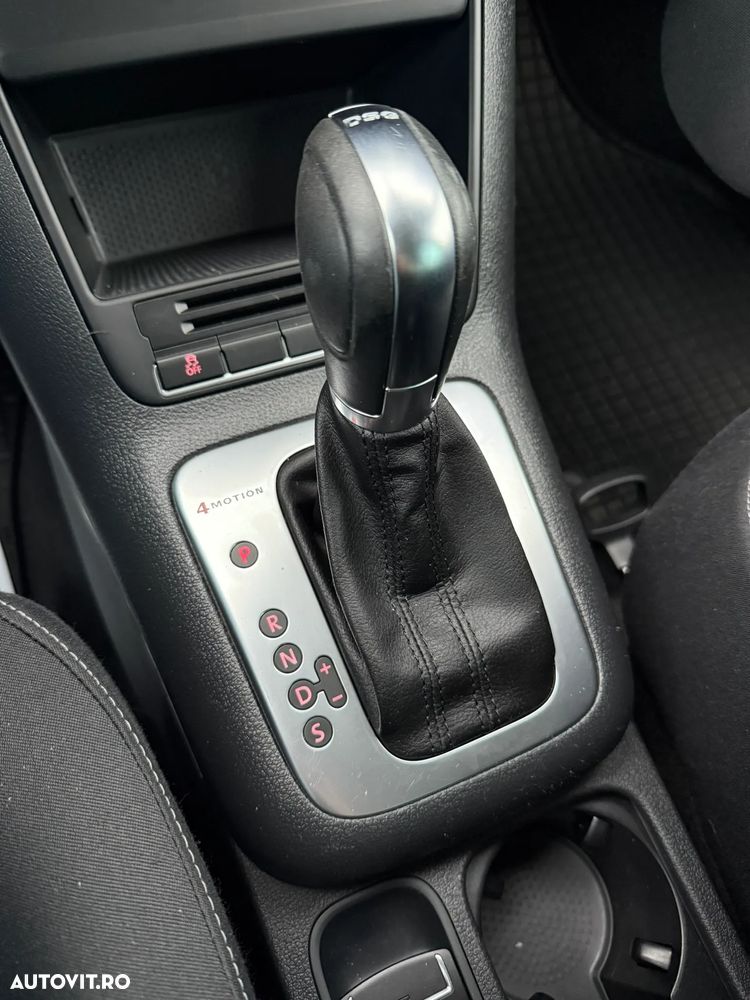 Volkswagen Tiguan 2.0 TDI 4Motion DSG Sport & Style - 28