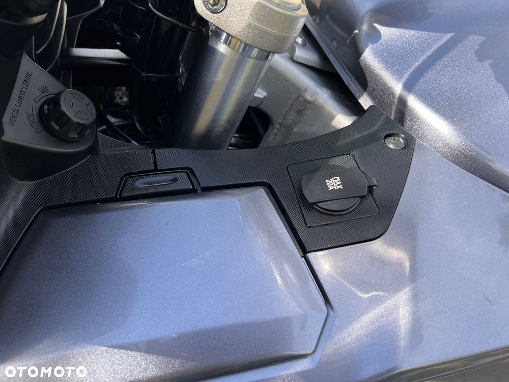 Yamaha FJR - 26