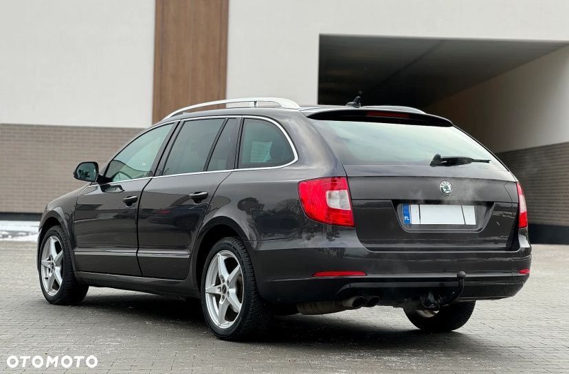 Skoda Superb 1.8 TSI Elegance DSG - 2