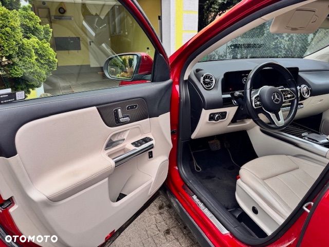 Mercedes-Benz GLA 200 Business Edition - 26