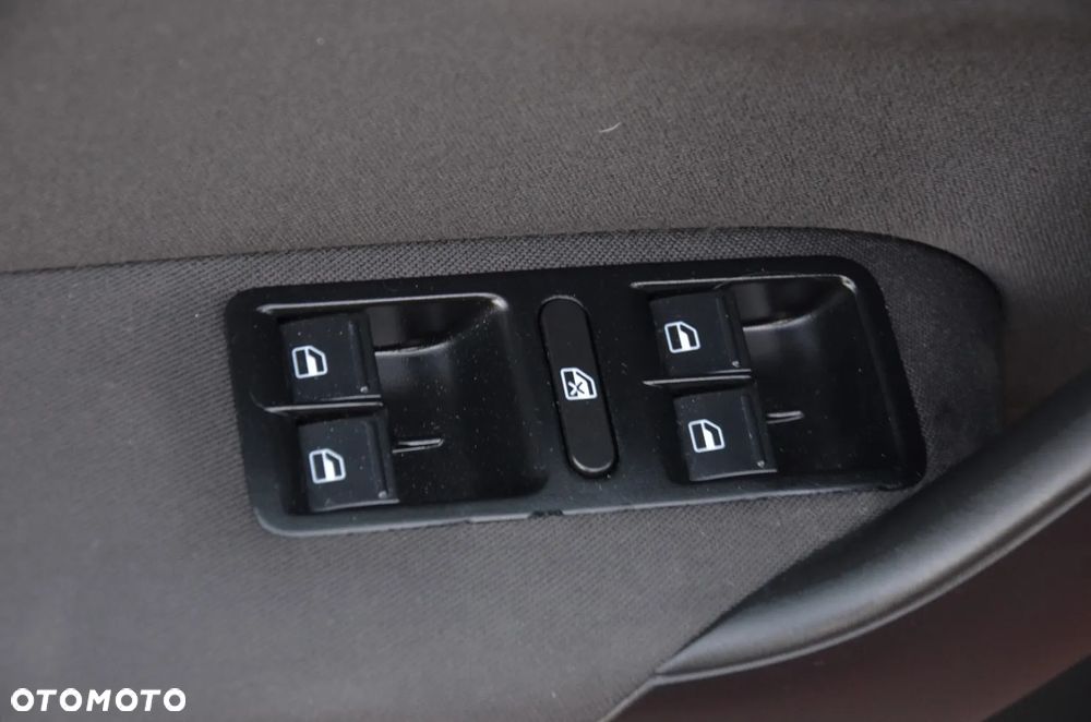 Volkswagen Polo 1.2 TDI Blue Motion - 25