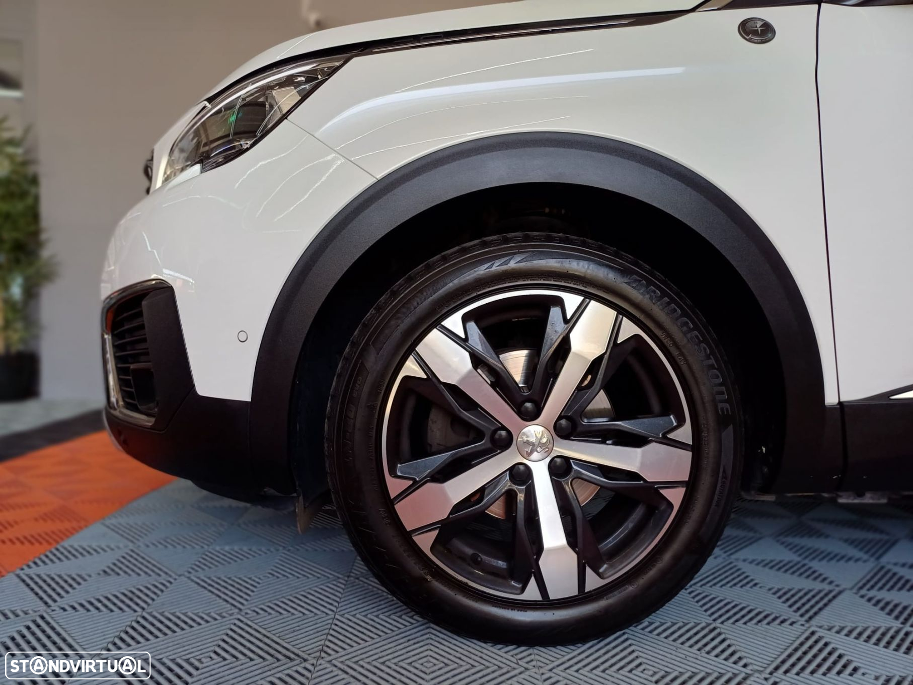 Peugeot 5008 - 9