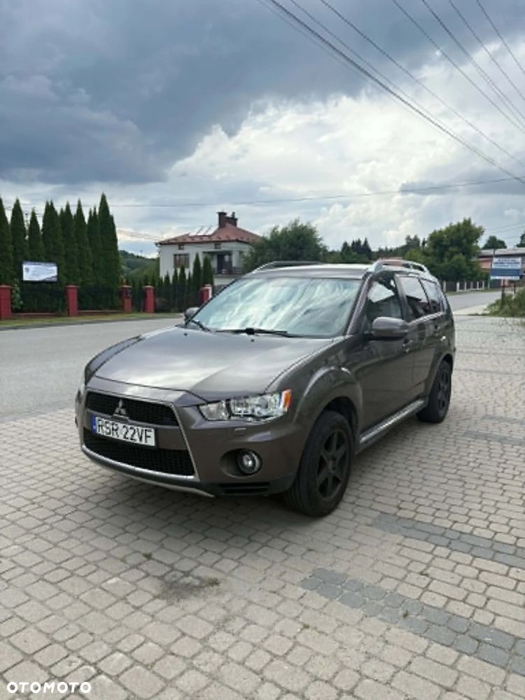 Mitsubishi Outlander 2.0 DID Intense - 1