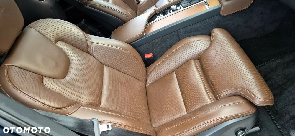 Volvo XC 90 D5 SCR AWD Inscription - 29