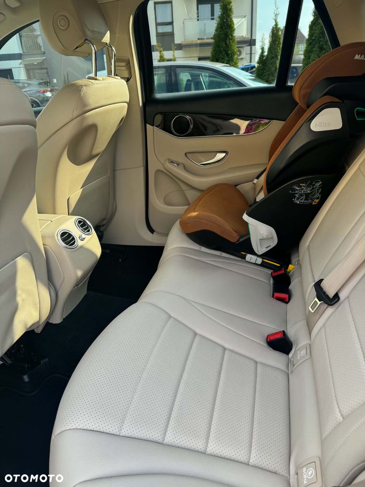 Mercedes-Benz GLC 250 4Matic 9G-TRONIC - 3