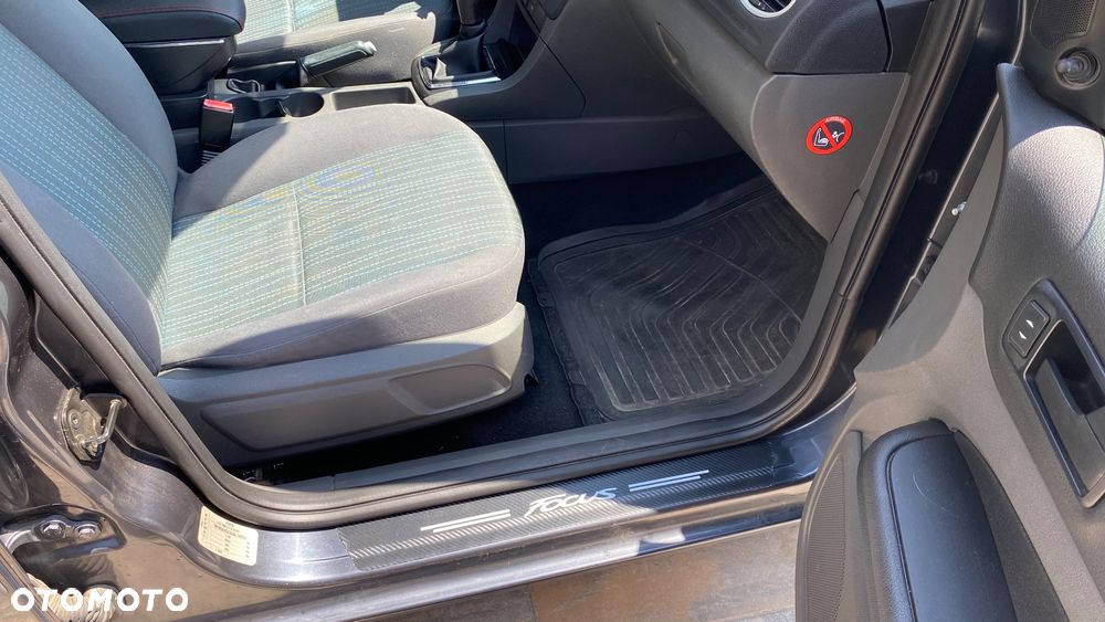 Ford Focus 1.6 Ambiente - 12