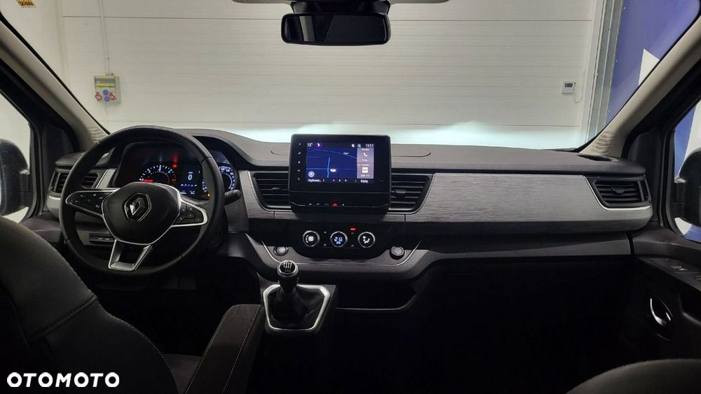 Renault Trafic - 16