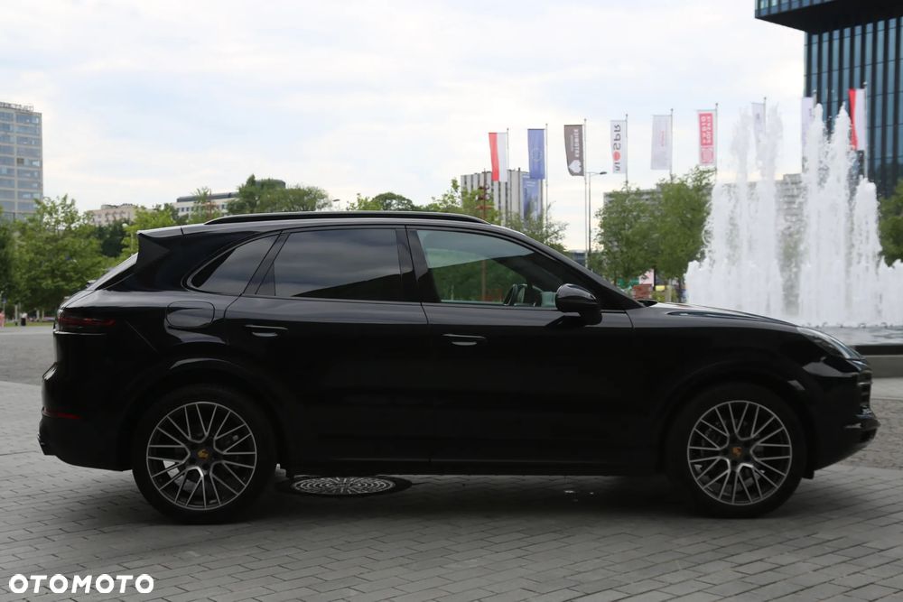 Porsche Cayenne - 10