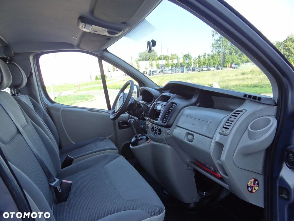 Opel Vivaro - 6