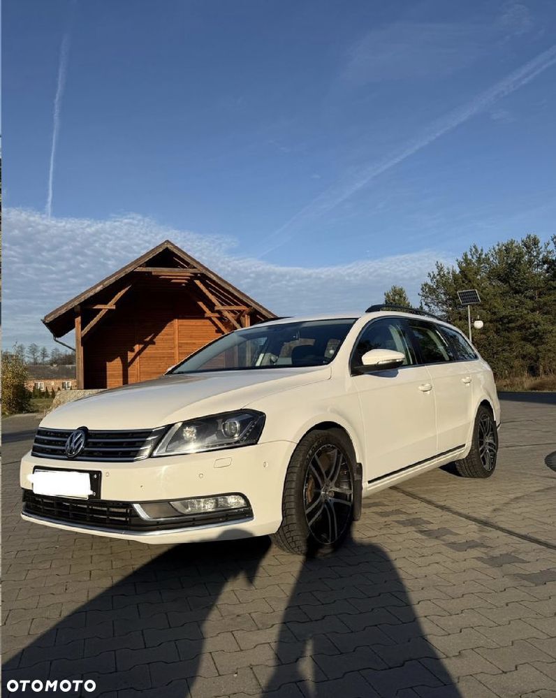 Volkswagen Passat - 4