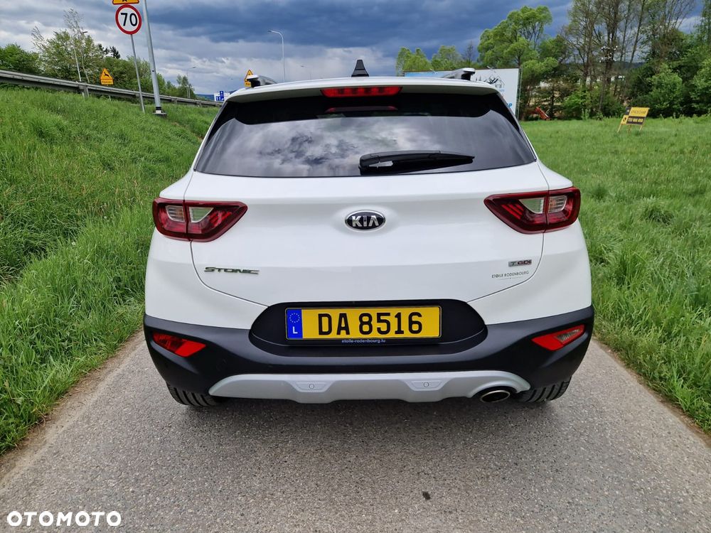 Kia Stonic - 5