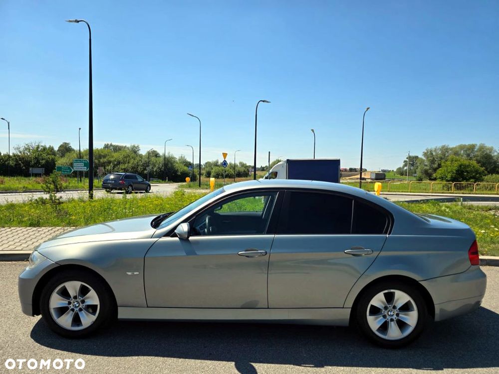 BMW Seria 3 - 27