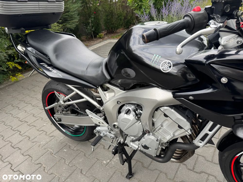 Yamaha FZ6 - 16