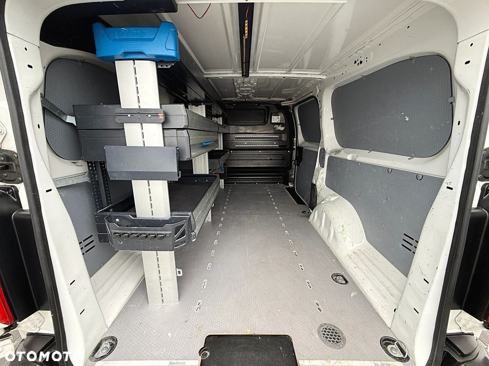 Opel Vivaro - 35