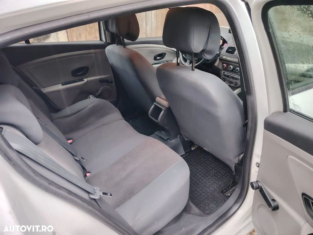 Renault Megane 1.5 dCi Authentique - 7