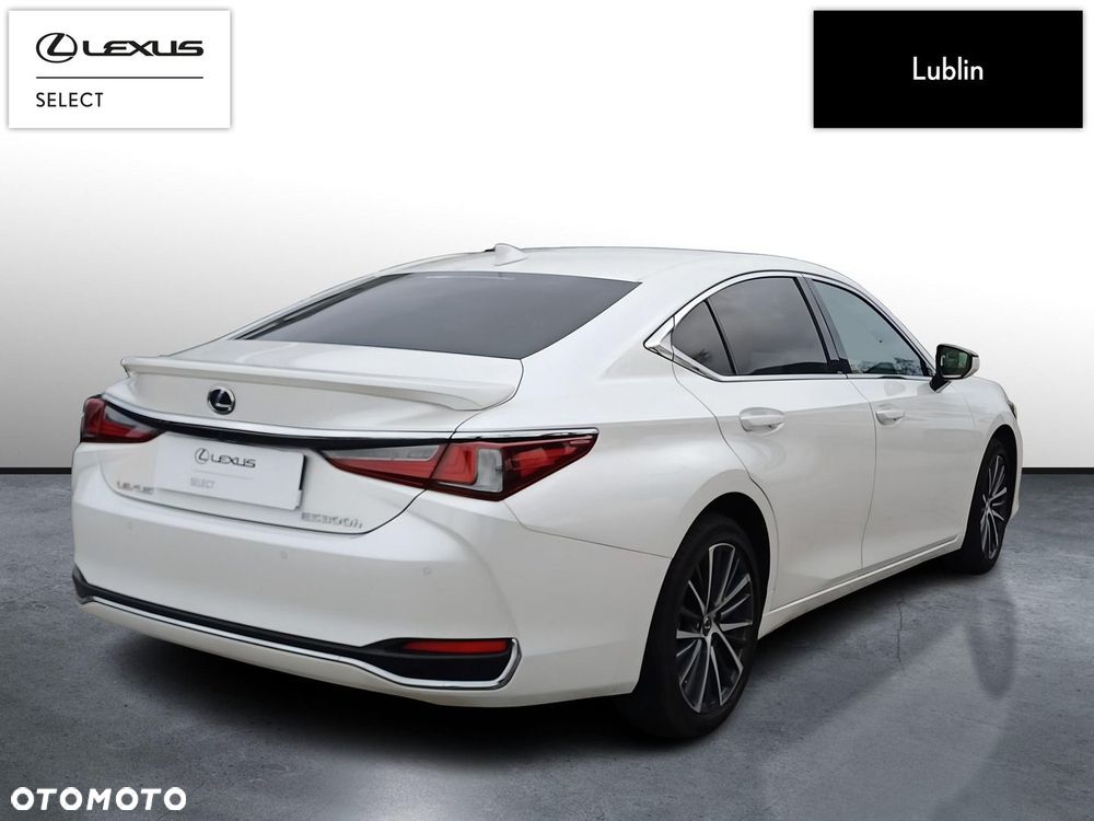 Lexus ES 300h Business Edition - 5