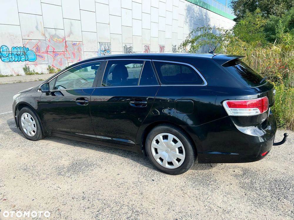 Toyota Avensis 2.0 D-4D Combi - 9