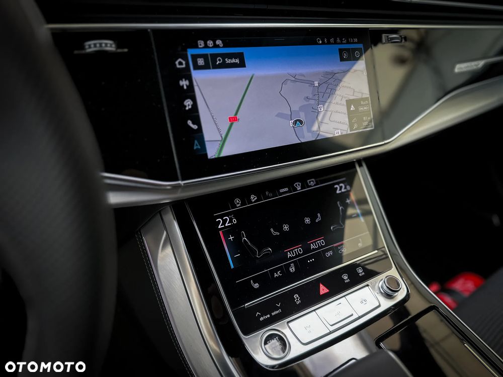 Audi Q8 - 21