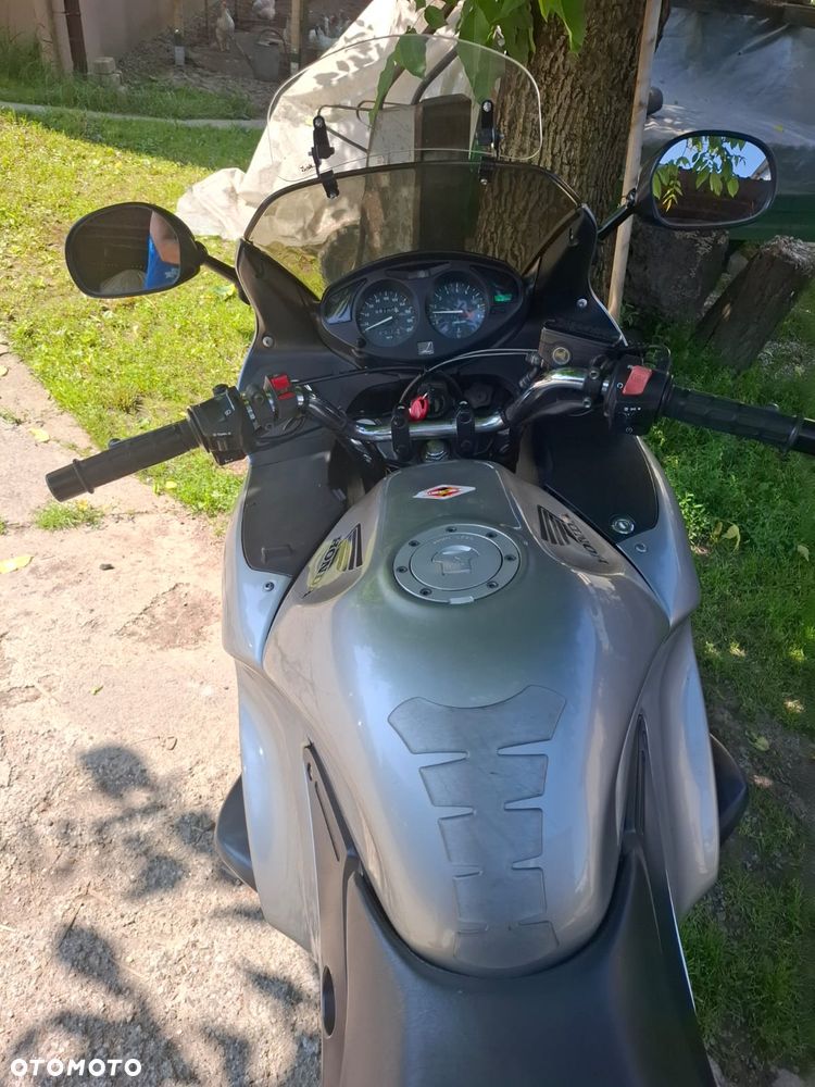 Honda NT - 10