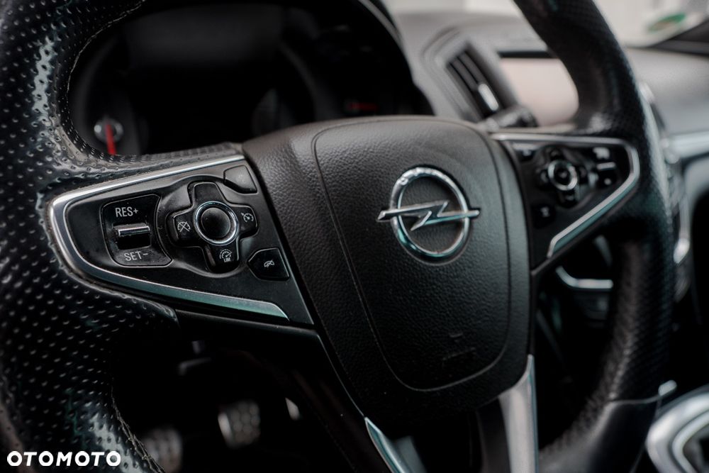 Opel Insignia 1.6 T Cosmo S&S - 16