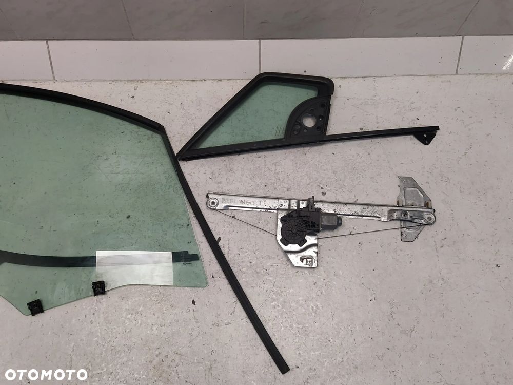 CITROEN BERLINGO III SZYBA DRZWI TRÓJKĄT PODNOŚNIK MECHANIZM SZYBY PRAWY PRZÓD PRZEDNI ORYGINAŁ - 4