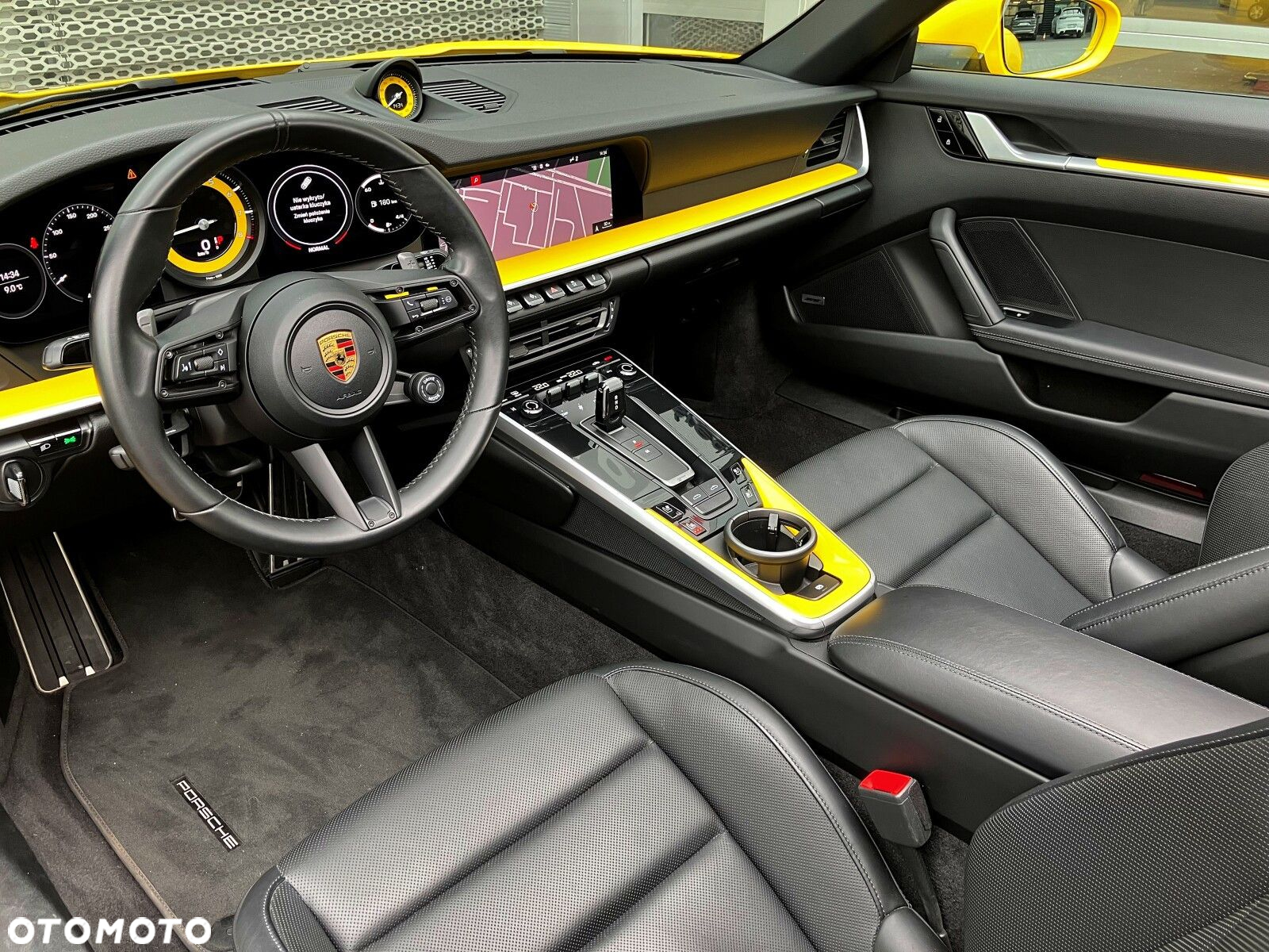 Porsche 911 Targa 4S - 15