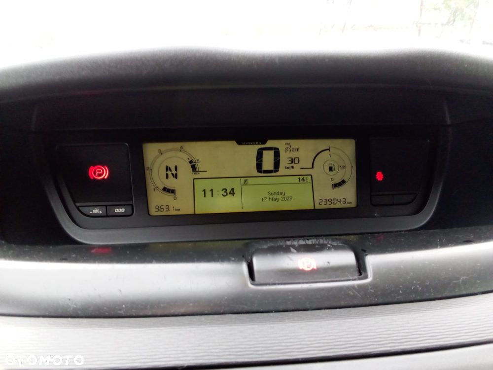 Citroën C4 Picasso 2.0 HDi Exclusive - 17