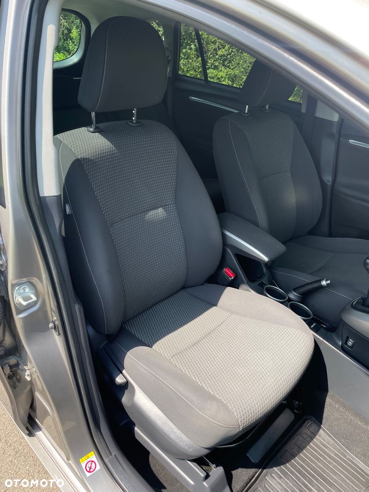 Toyota Verso 1.6 D-4D Active - 11