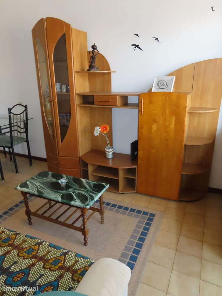 Apartamento com 1 quartos - localizado em Cedofeita Porto - Grande imagem: 2/14