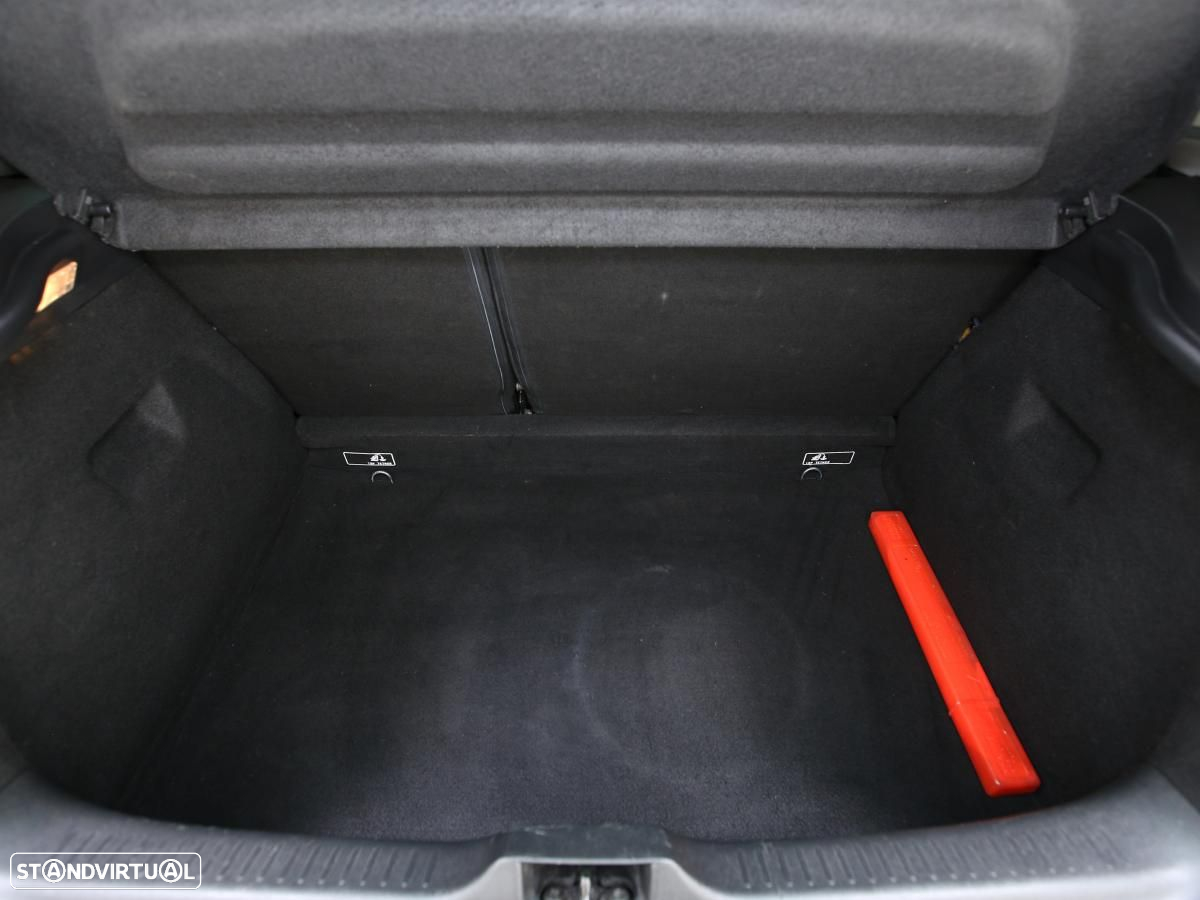 Renault Clio 1.5 dCi Limited - 13