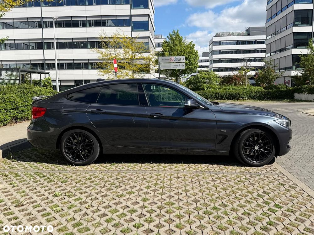 BMW Seria 3 320d xDrive Sport Line - 25