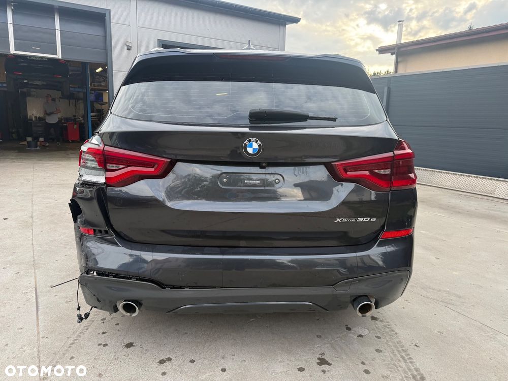 BMW X3 xDrive30e M Sport Edition - 6
