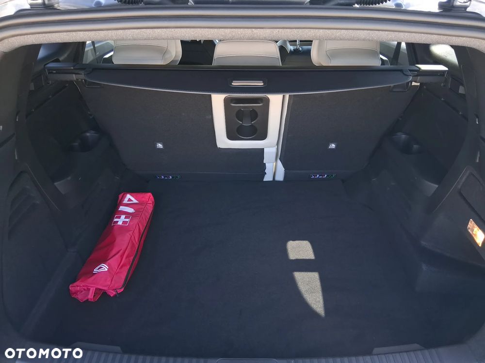 Renault Espace ver-1-2-e--tech-full-hybrid-200-iconic-mmt-5os - 11