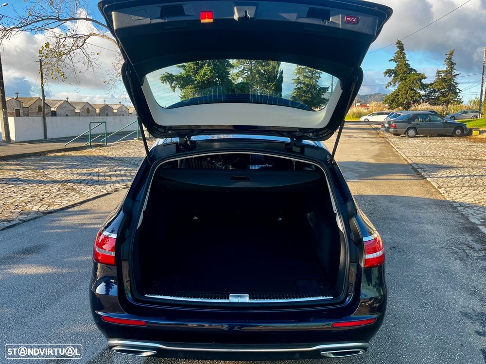 Mercedes-Benz E 220 d Avantgarde - 11